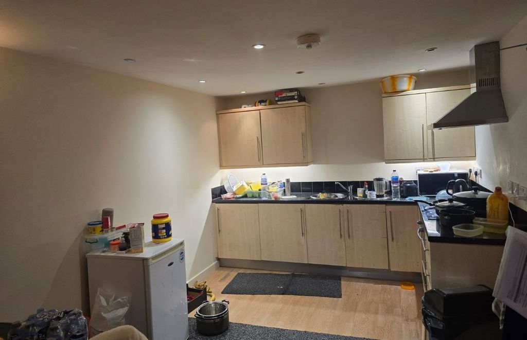 Property photo 2 of 4