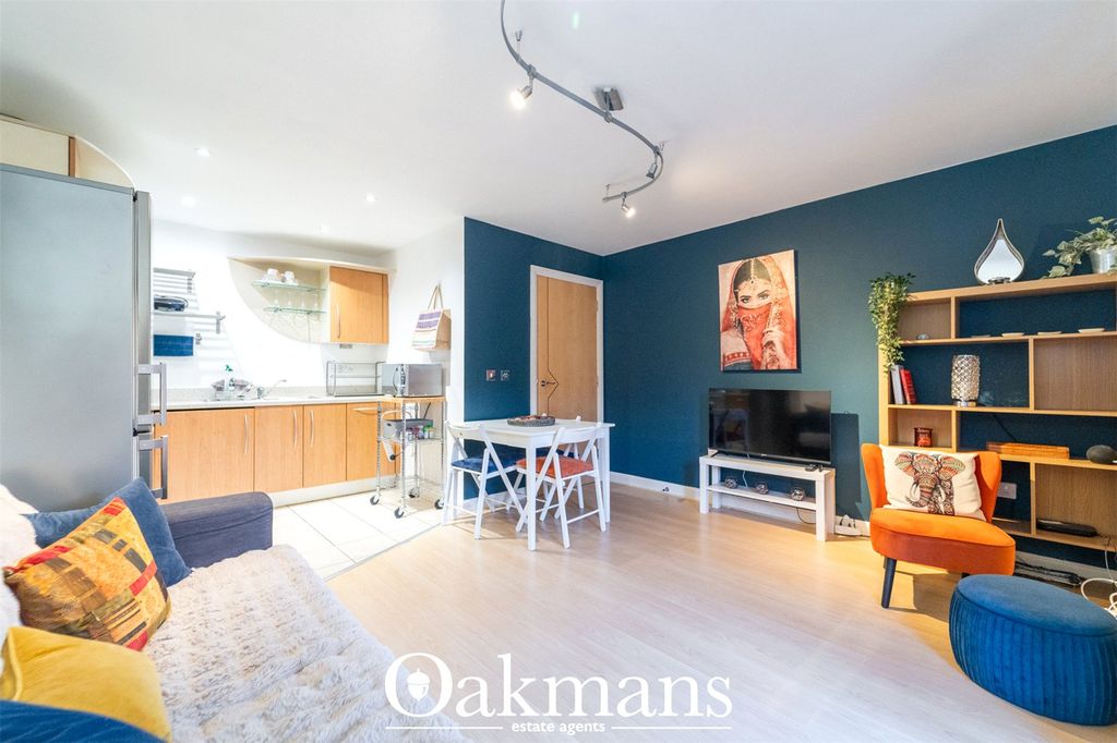 Property photo 1 of 24 Picture No. 03