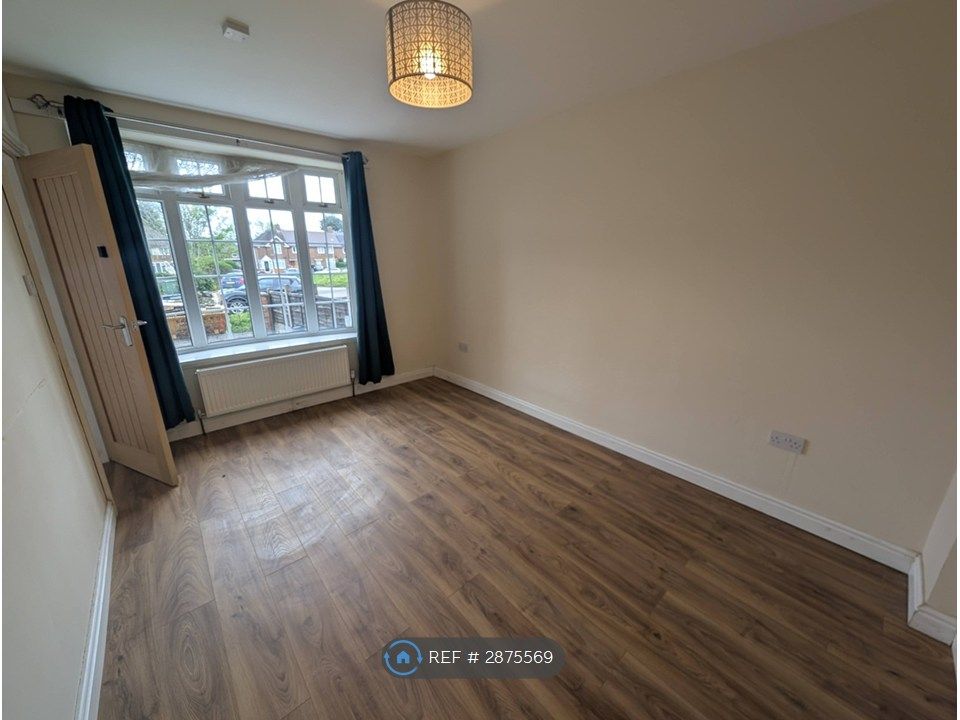 Property photo 3 of 35 Lounge