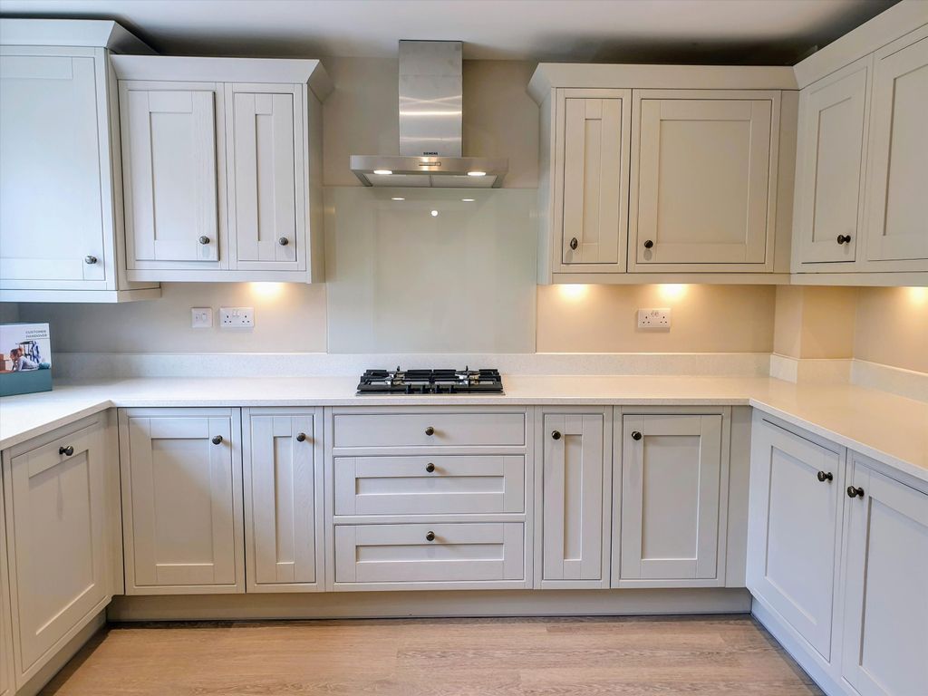 Property photo 3 of 8 Image