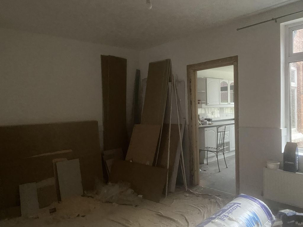 Property photo 2 of 12 20260827-Interior-6-Hupyjgnrzc2Slvgu.Jpg