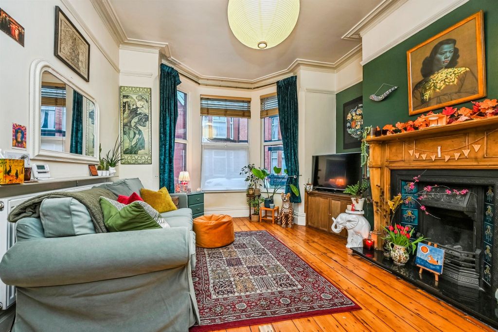 Property photo 3 of 11