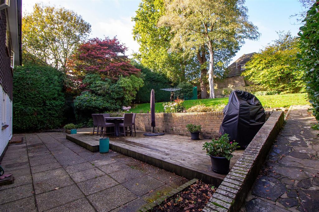 Additional image 6 of 6 bed detached house for saleLucastes Lane, Haywards Heath RH16
