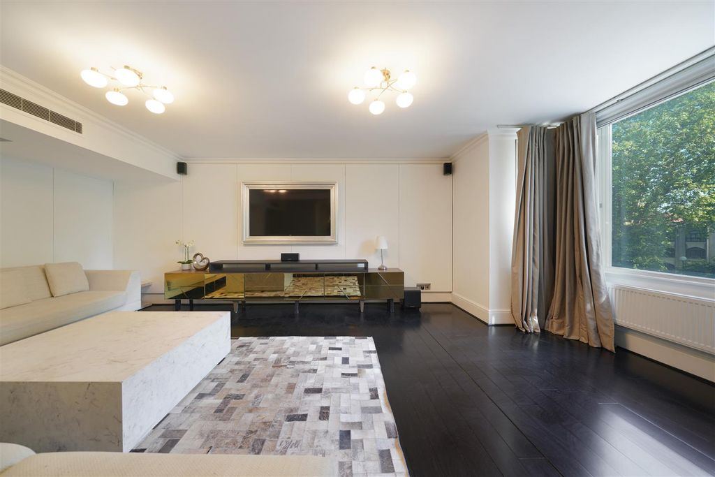 Property photo 2 of 16 Flat 4, Crown Court - Tdymhbdcawyhqe2O2Rvx.Jpg