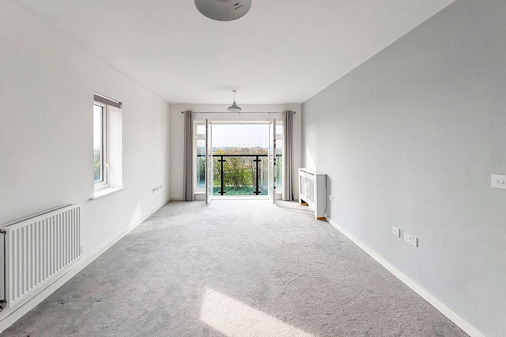 Property photo 2 of 12 Picture No. 04