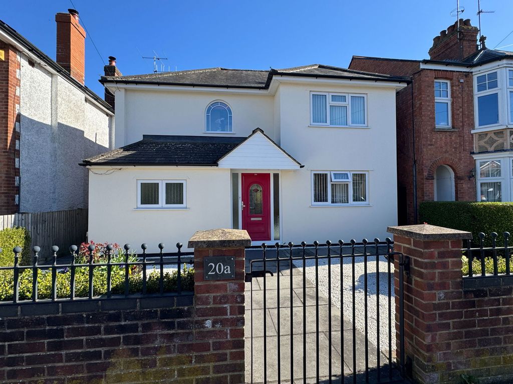 Property photo 1 of 28