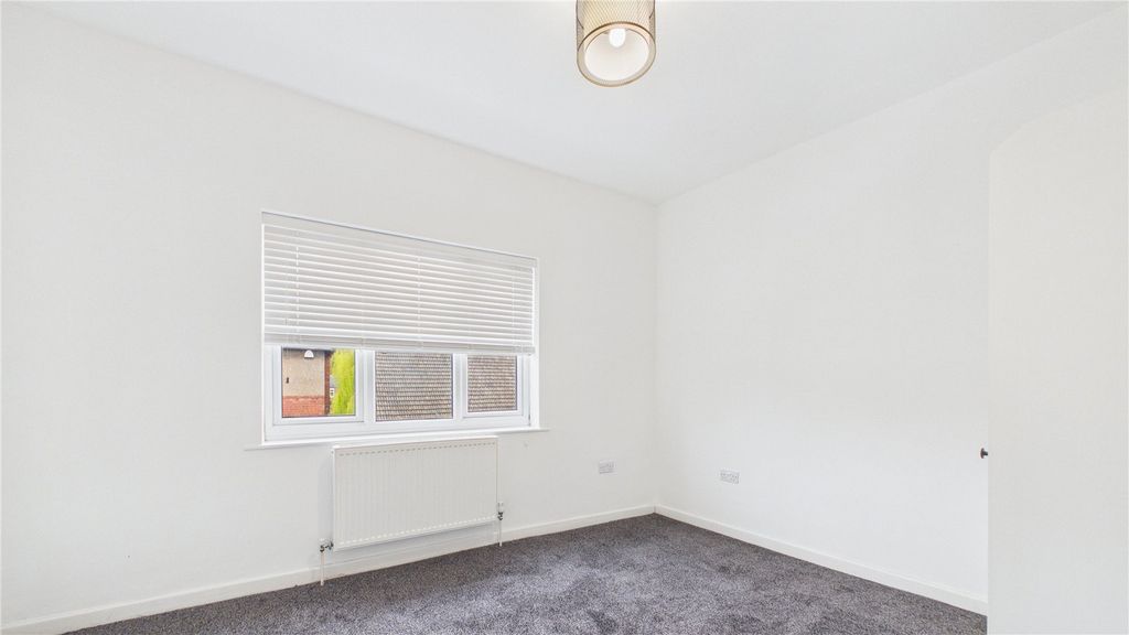 Property photo 3 of 5 Picture No. 02