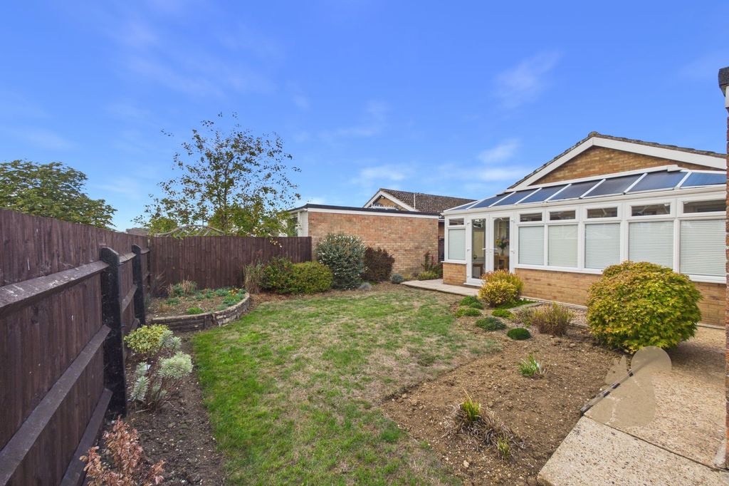 Property photo 2 of 19
