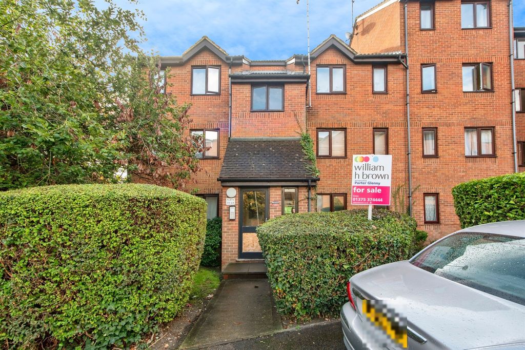 Property photo 1 of 8