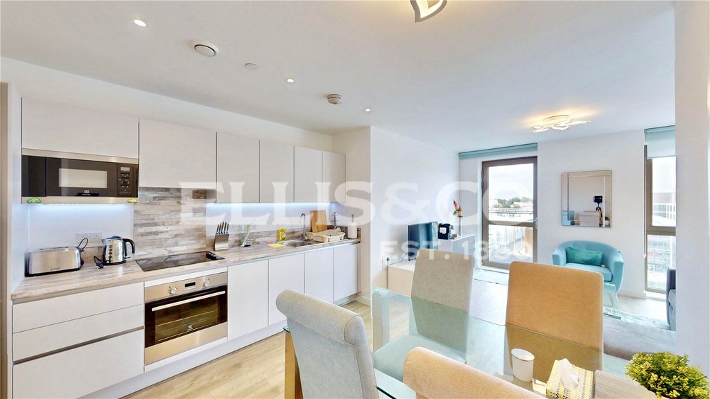 Property photo 2 of 13 Picture No. 08