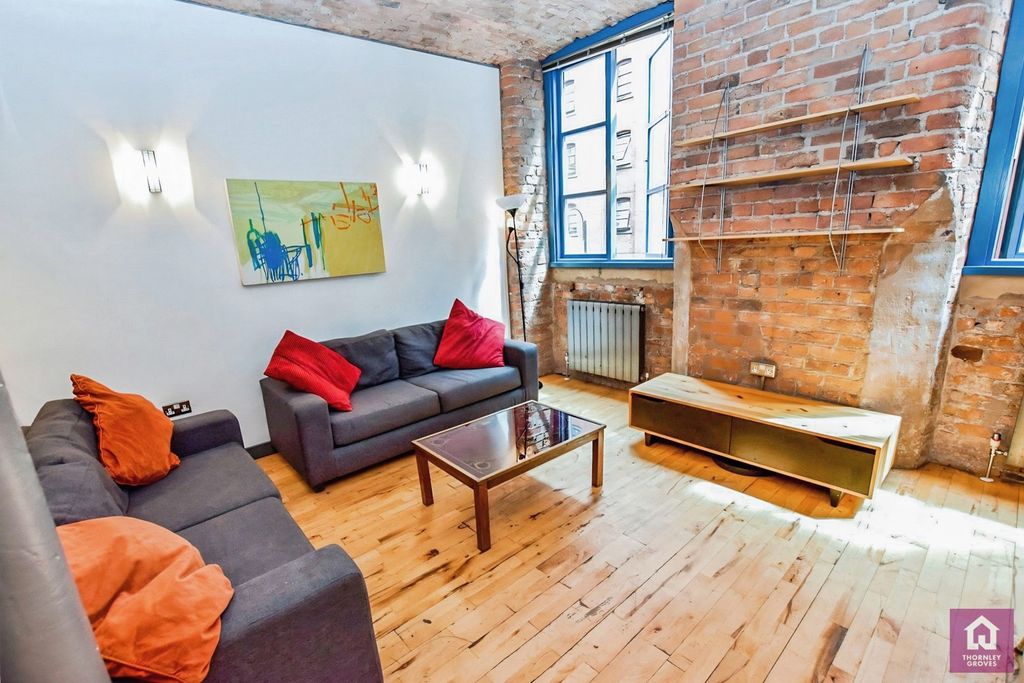Property photo 1 of 11 Pbox-Img.Jpg
