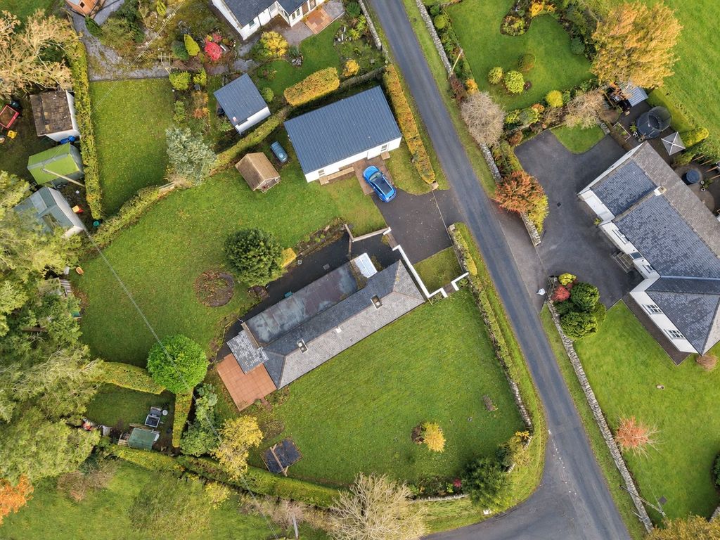 Property photo 2 of 33 Picture No. 36