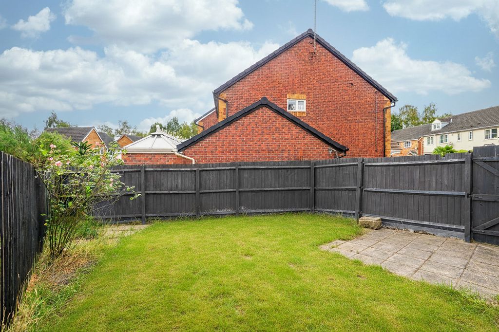 Property photo 2 of 13