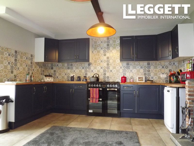 Property photo 2 of 10