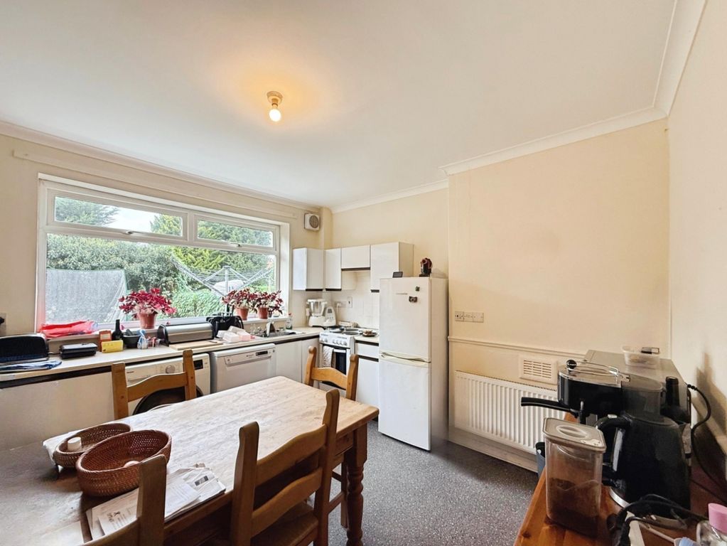 Property photo 3 of 7 Pbox-Img.Jpg