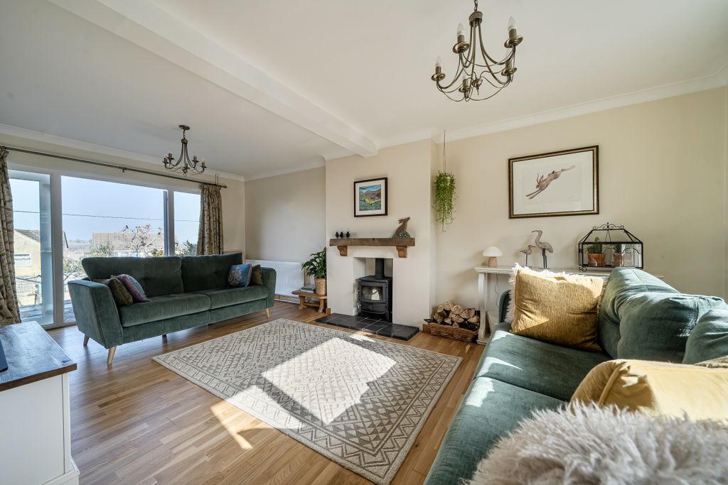 Property photo 2 of 22 14236062369A97c533E1E9