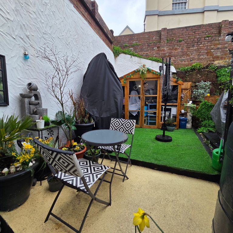 Property photo 3 of 13