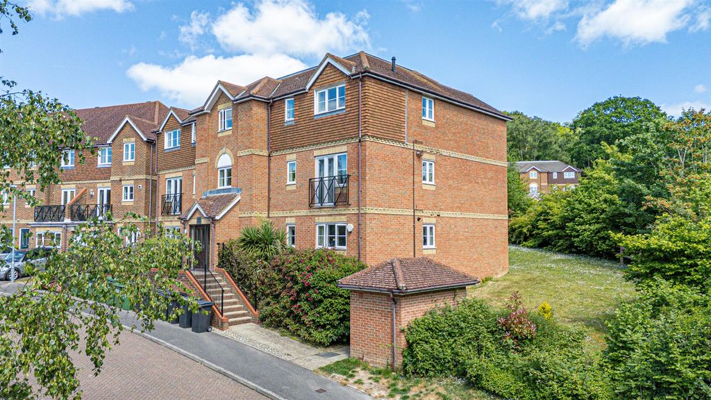 Property photo 1 of 18 Dji_20250517144228_0151_D_Alto.Jpg
