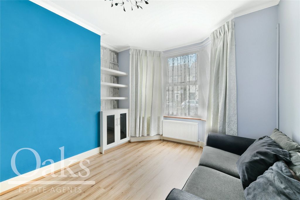 Property photo 2 of 8 Picture No. 04