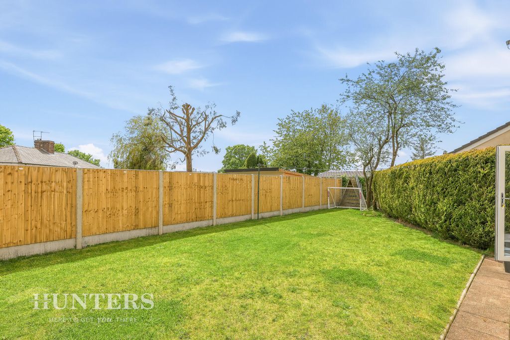 Property photo 2 of 26 Rear Garden