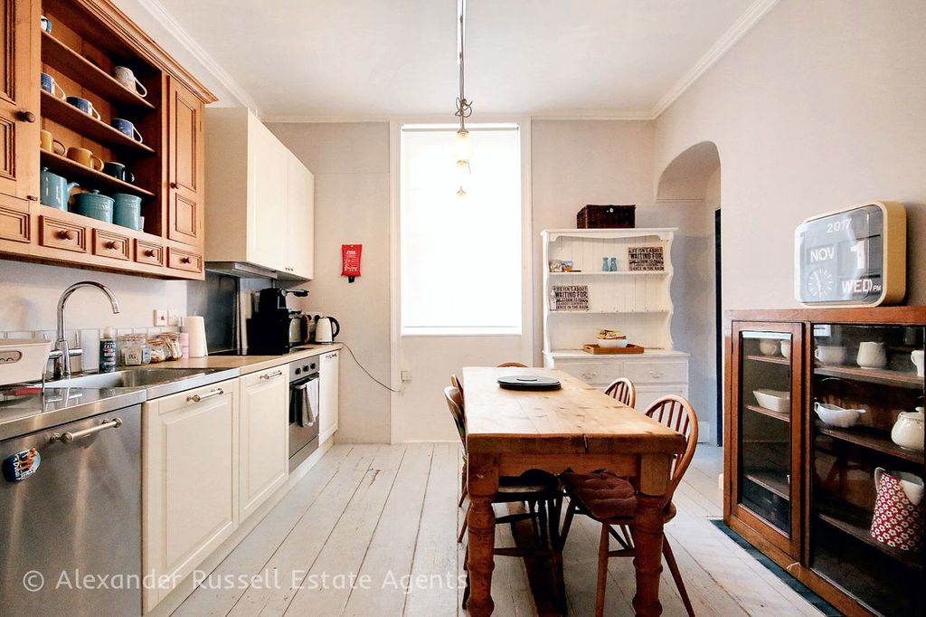 Additional image 9 of 2 bed flat for saleAlbion Hill, Ramsgate CT11