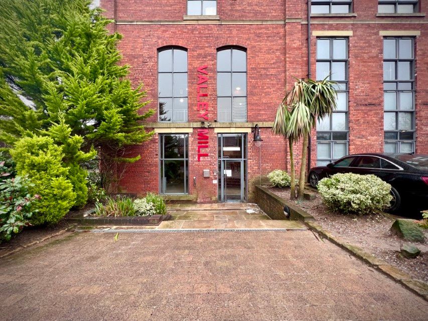 Property photo 2 of 18