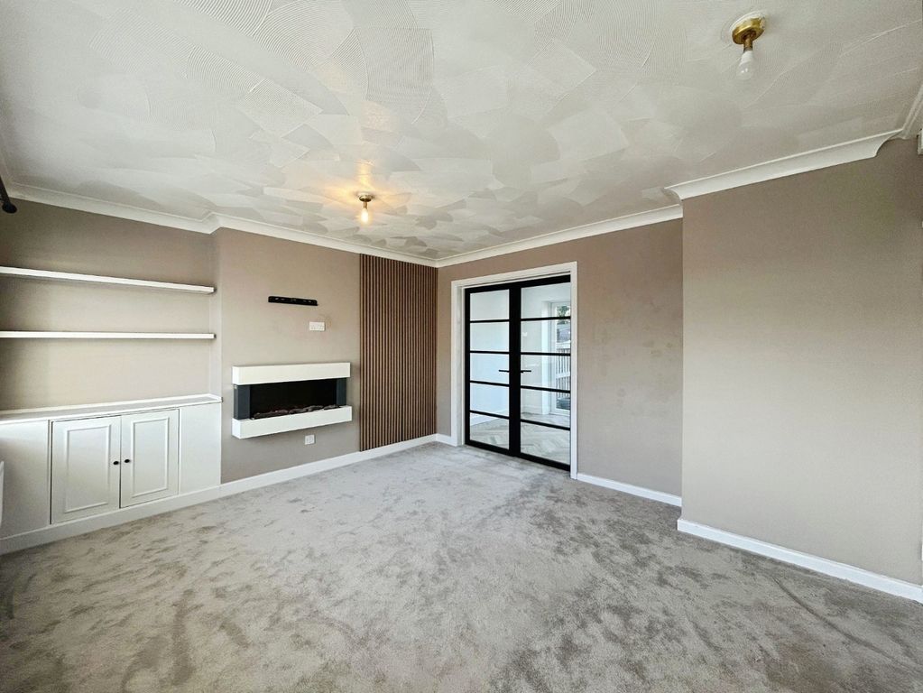 Property photo 2 of 25 Pbox-Img.Jpg