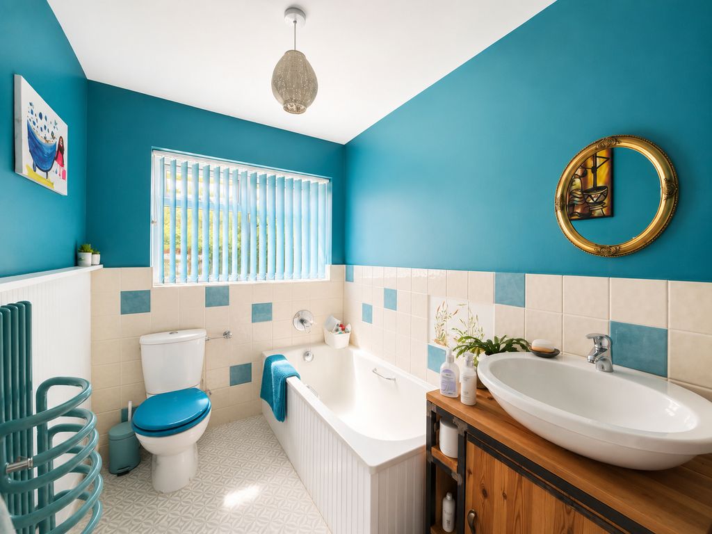 Property photo 3 of 32