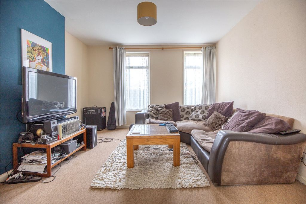 Property photo 3 of 15 Picture No. 03