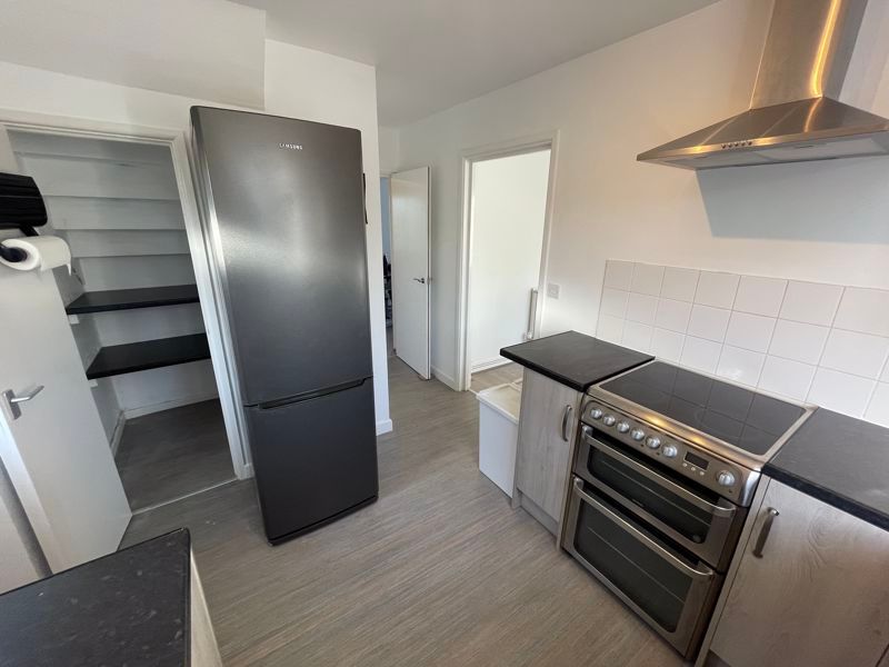 Property photo 3 of 11 Photo 5