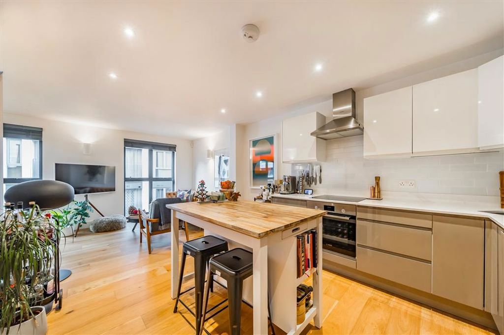 Property photo 3 of 7