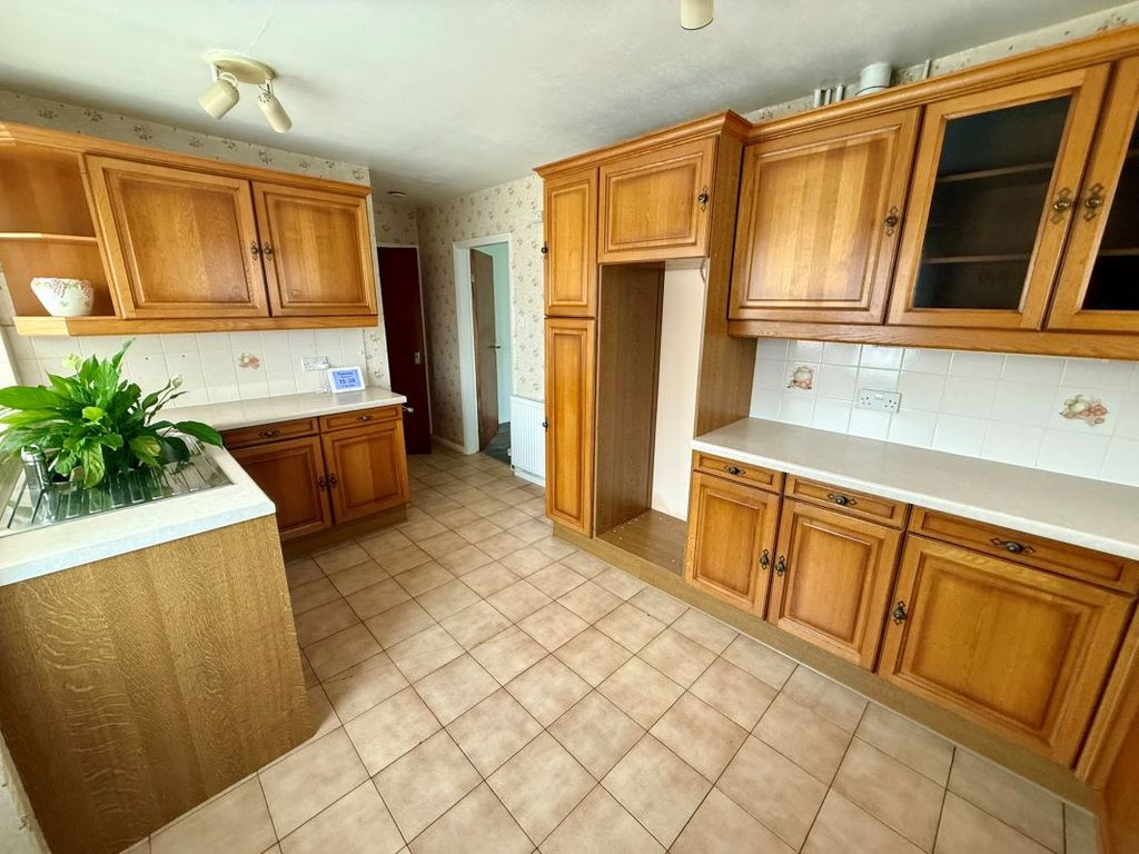 Property photo 3 of 10 Image 3