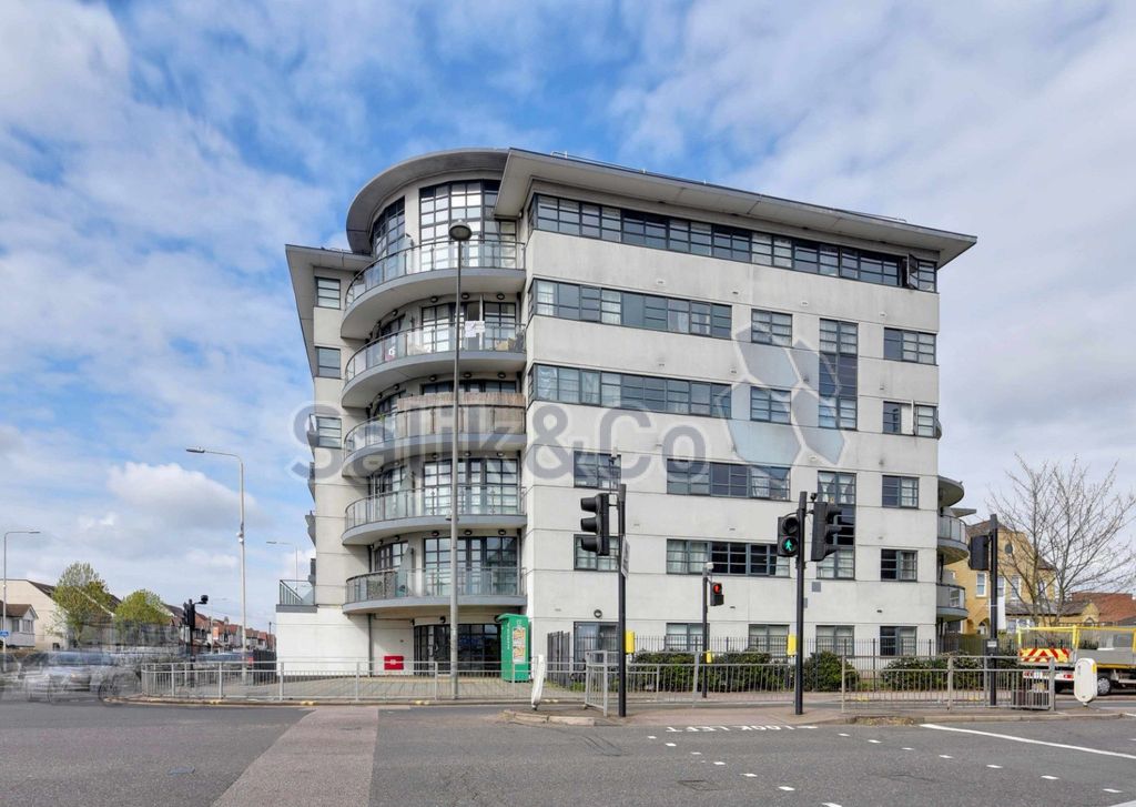 Property photo 1 of 11 Image 1