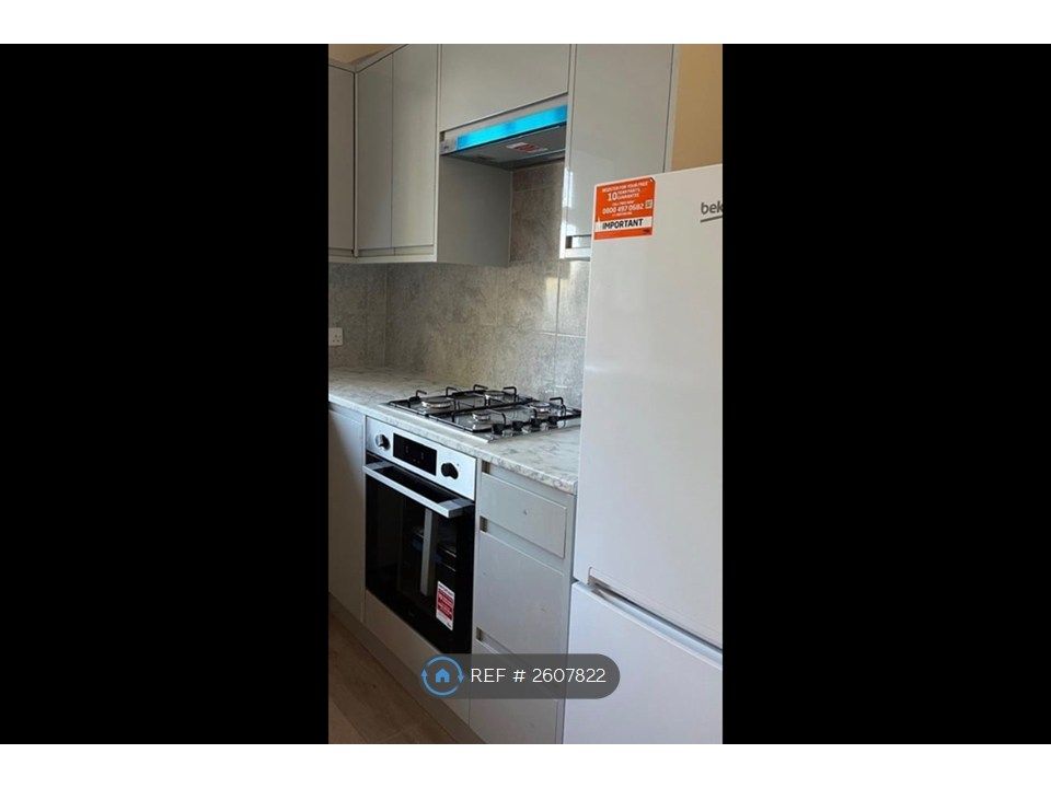 Property photo 1 of 3