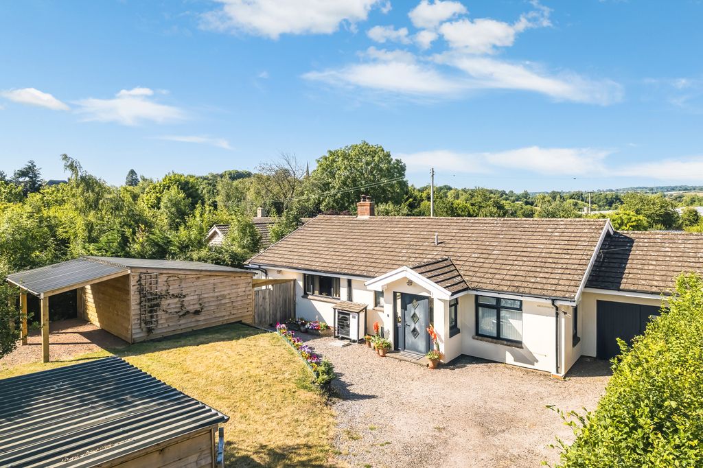 Property photo 1 of 32 Picture No. 70