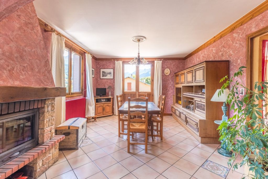 Property photo 2 of 6 The Chalet For Sale