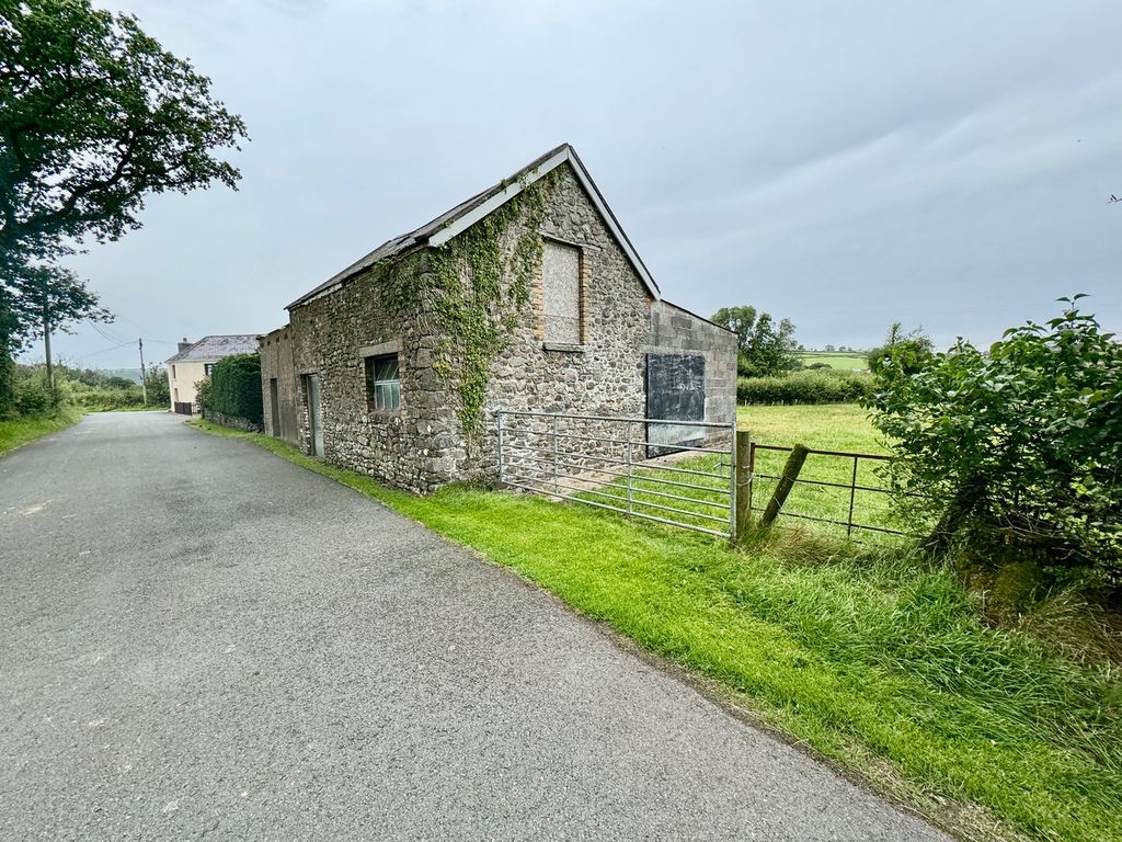 Property photo 2 of 49
