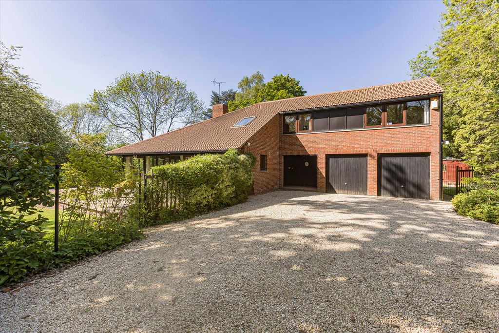 Property photo 1 of 25 Image