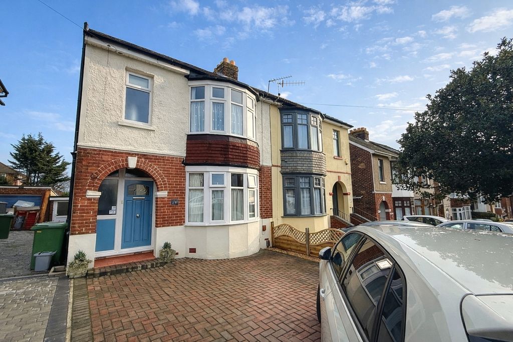 Property photo 1 of 22