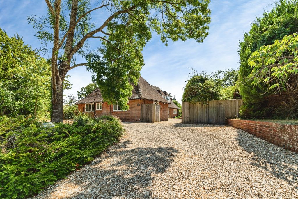 Property photo 3 of 49 Pbox-Img.Jpg