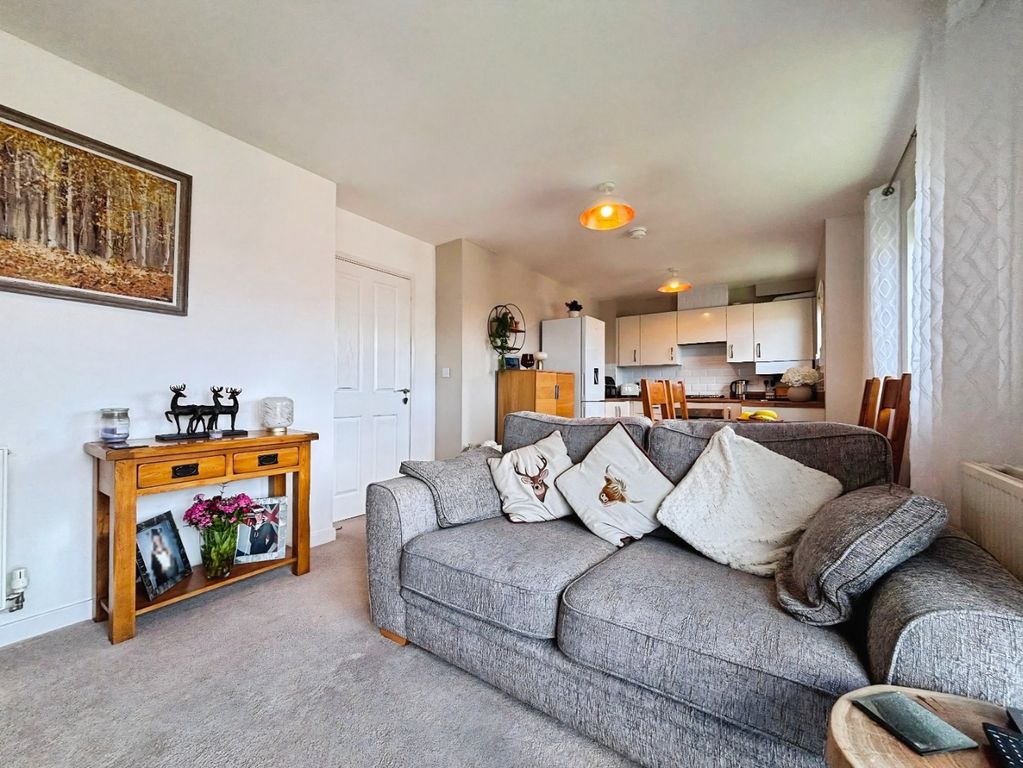 Property photo 3 of 20 5228964