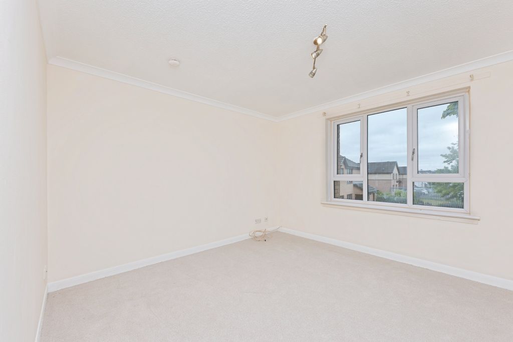 Property photo 2 of 15 Living Room