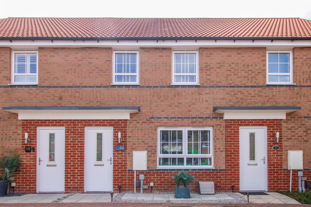 Property photo 1 of 15