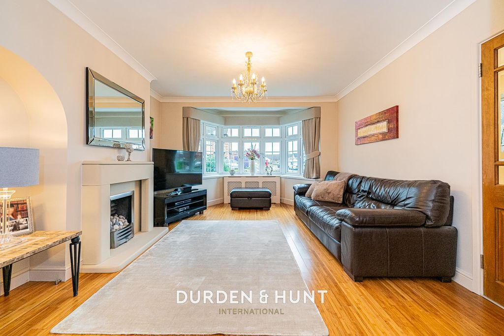 Property photo 2 of 27 Mayflower-21.Jpg