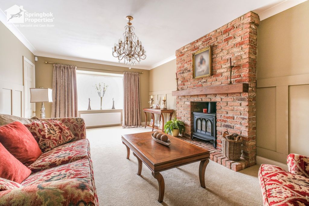 Property photo 3 of 39 Image 2