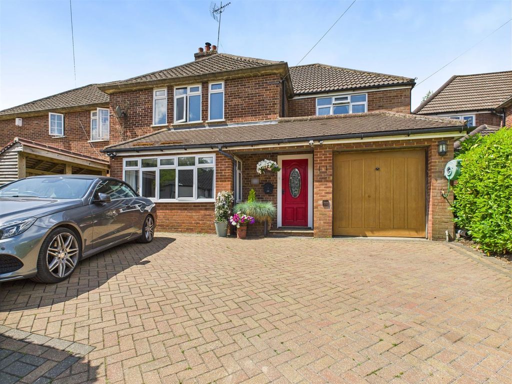 Property photo 1 of 24 Cam02885G0-Pr0391-Still001.Jpg