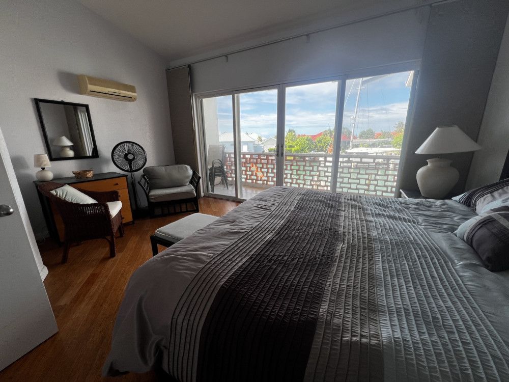 Property photo 1 of 34