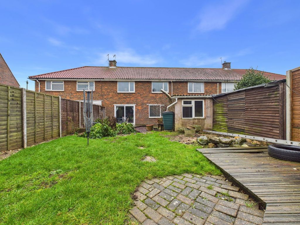 Property photo 2 of 11