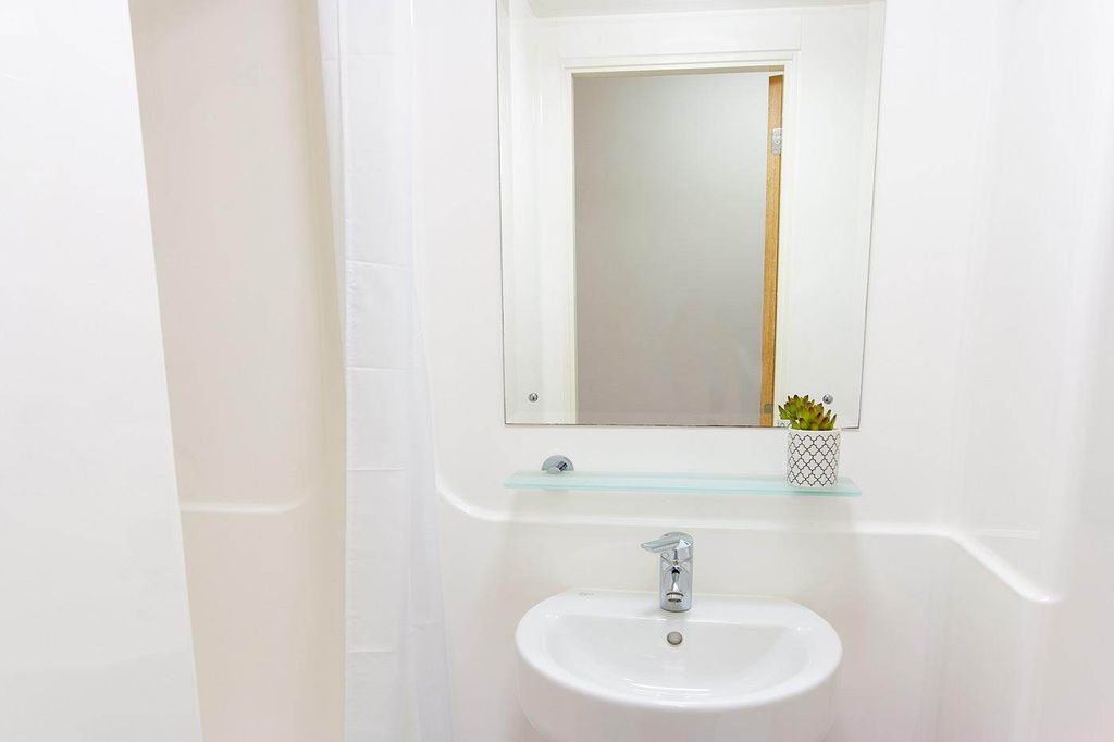 Property photo 1 of 45