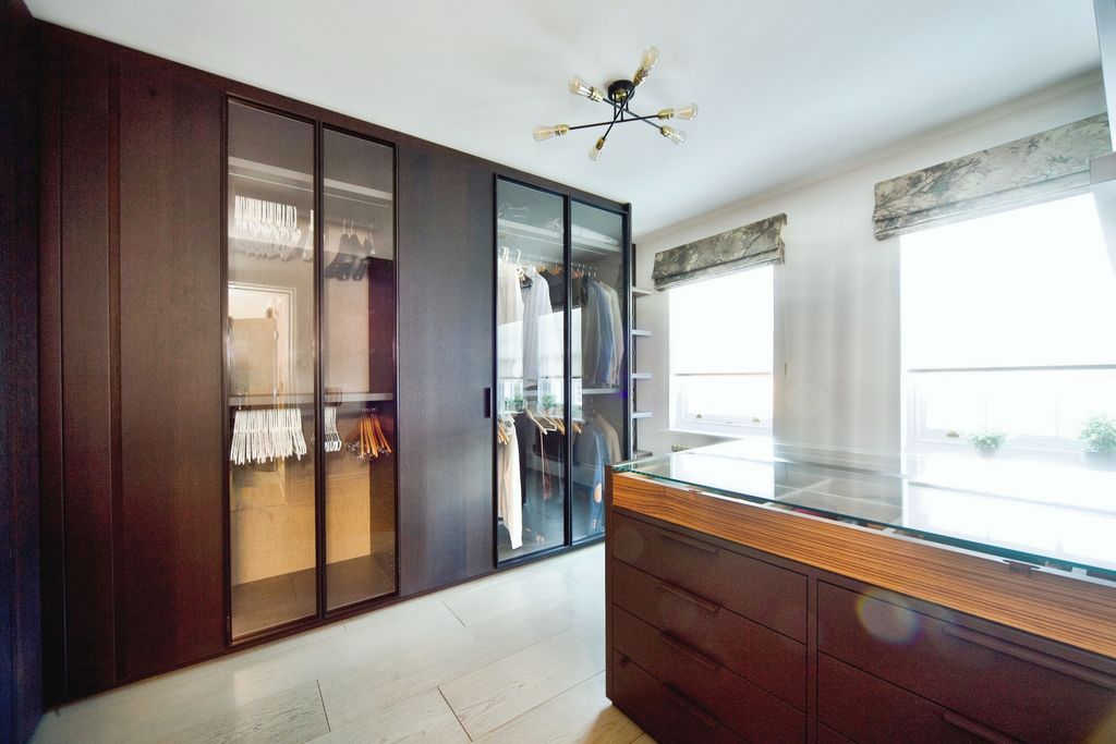Property photo 2 of 16 11 Squires Mount, Hampstead, London, Nw3 1Ed